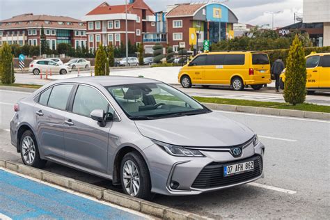 what cars are similar to toyota corolla